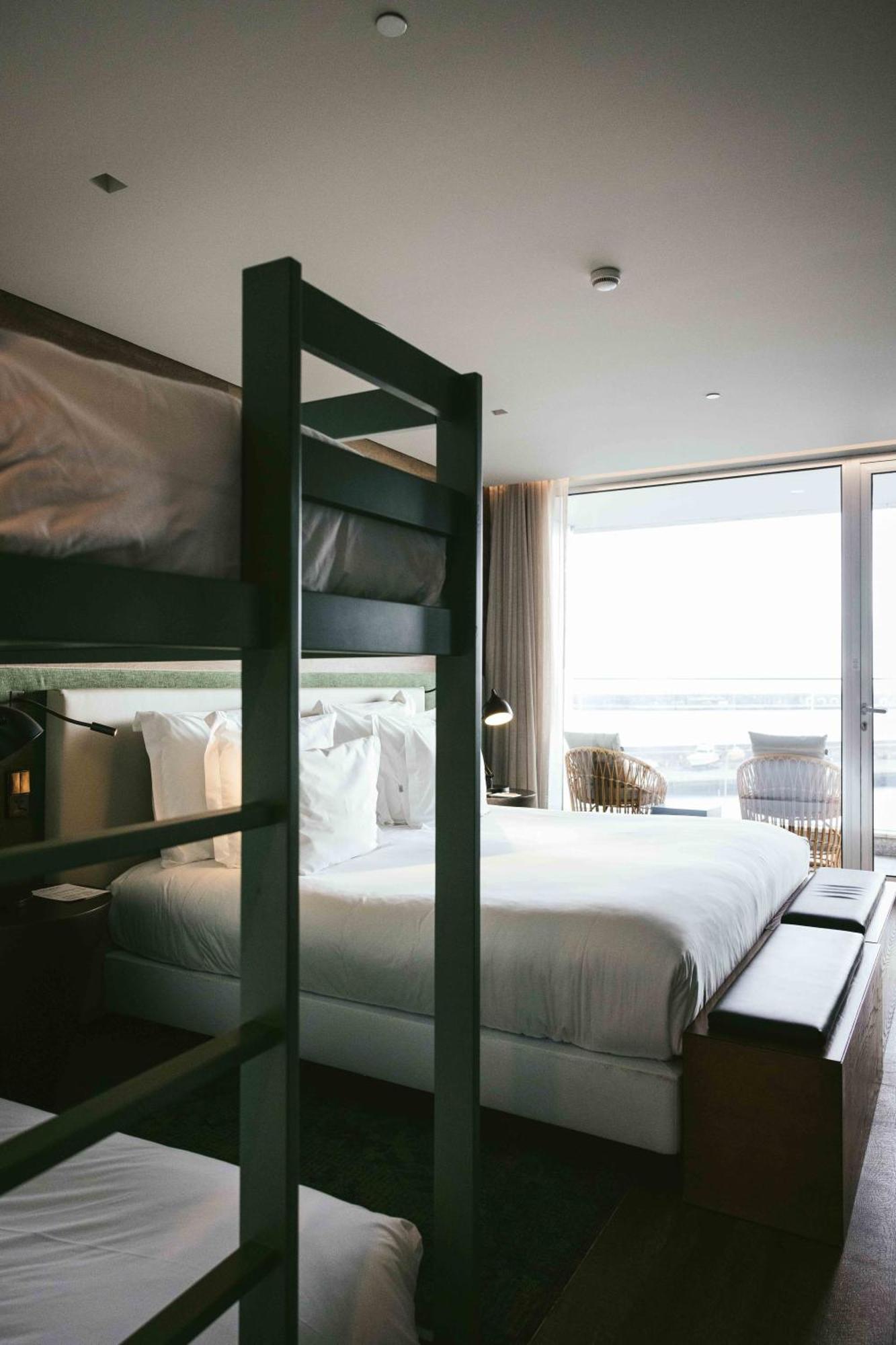 아조르 호텔 Ponta Delgada 외부 사진 A room at the hotel