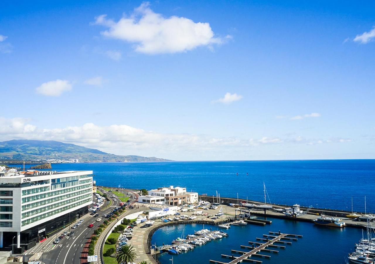 아조르 호텔 Ponta Delgada 외부 사진 The marina of Madeira