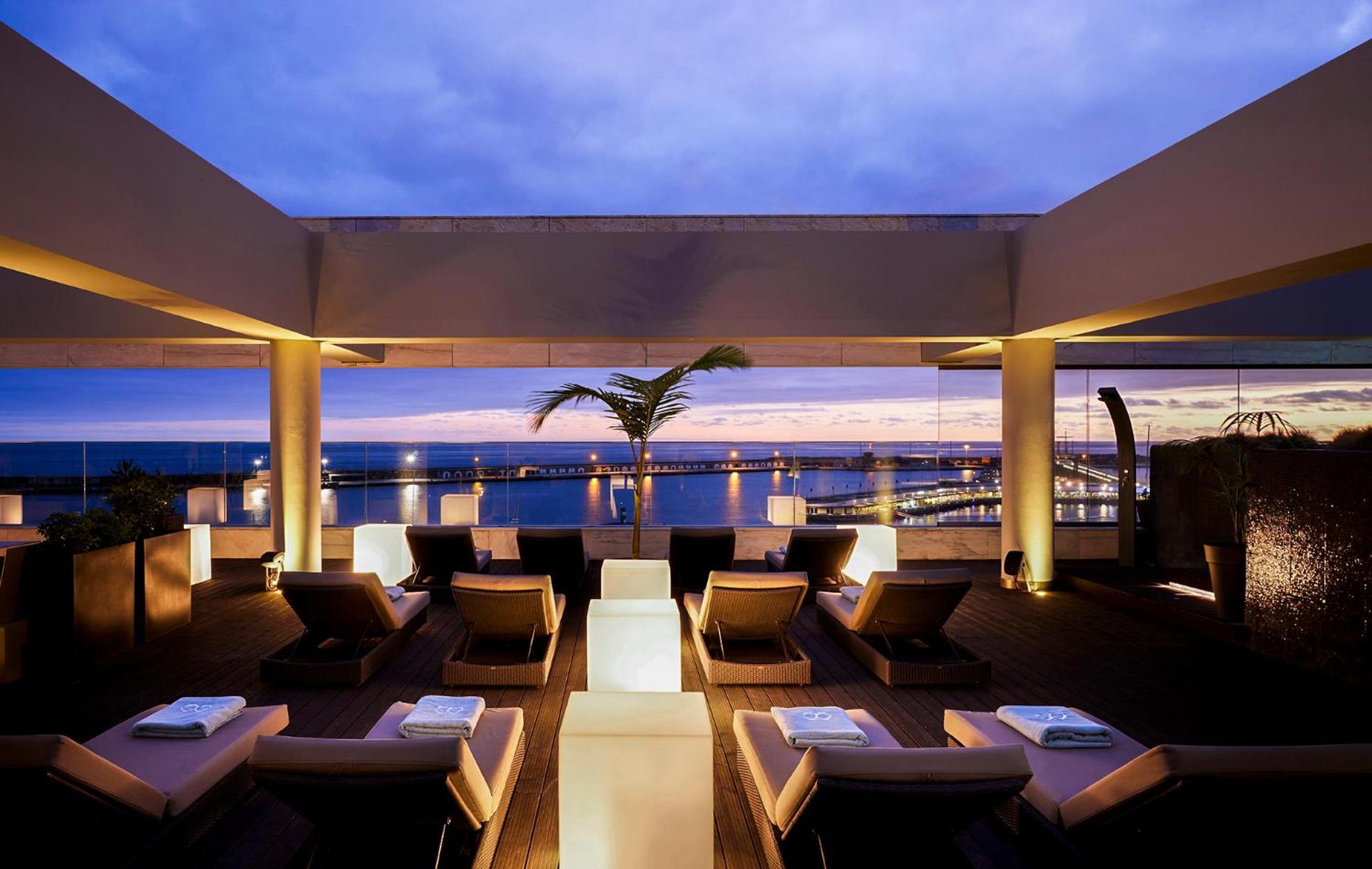 아조르 호텔 Ponta Delgada 외부 사진 The Sky Bar