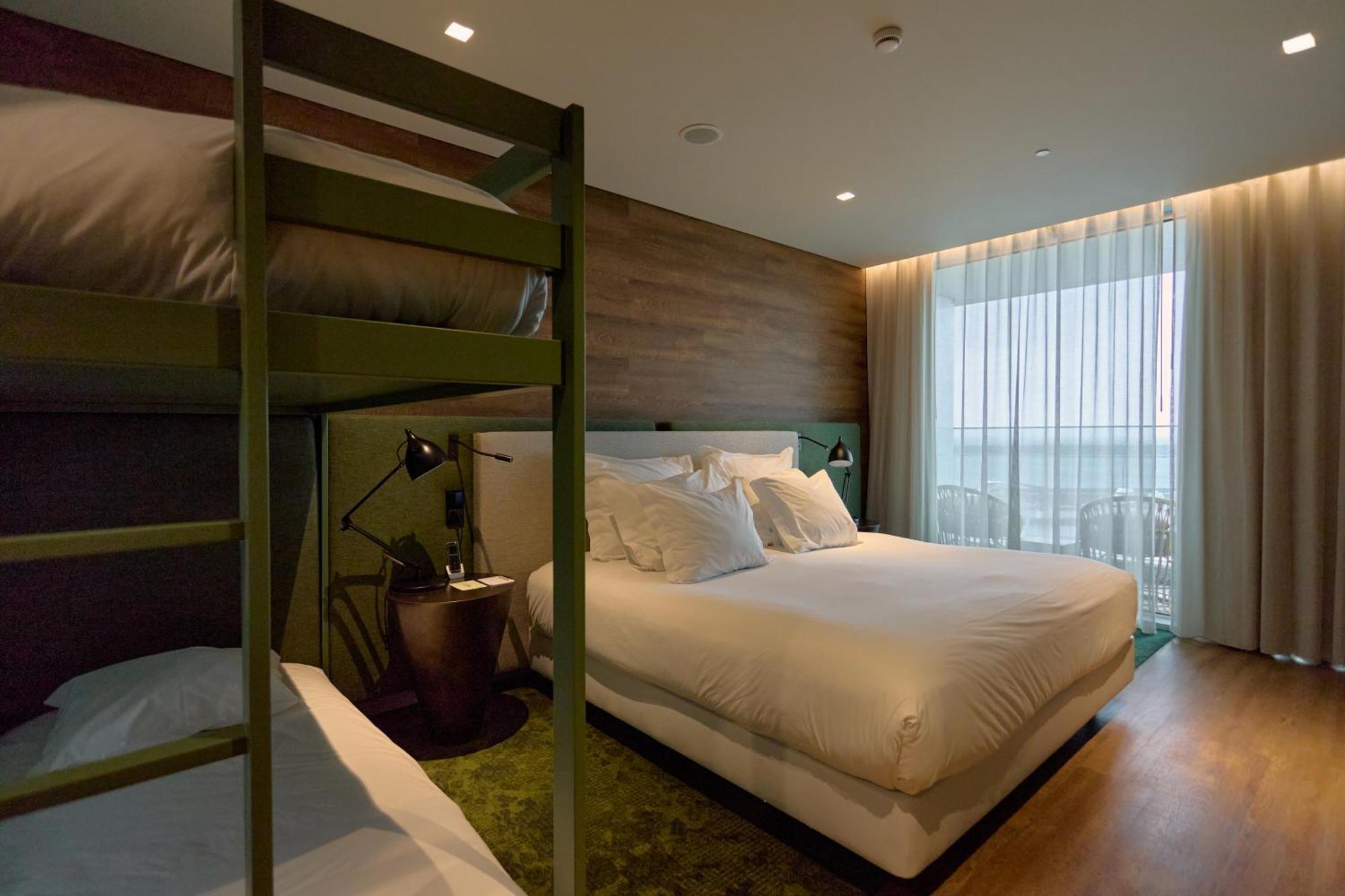아조르 호텔 Ponta Delgada 외부 사진 Family room
